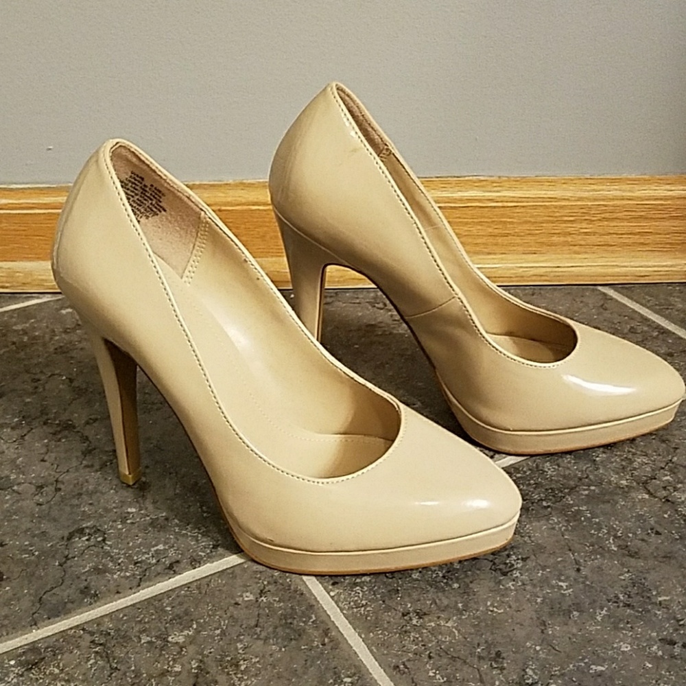 Elle Heels - El yalenanude Style